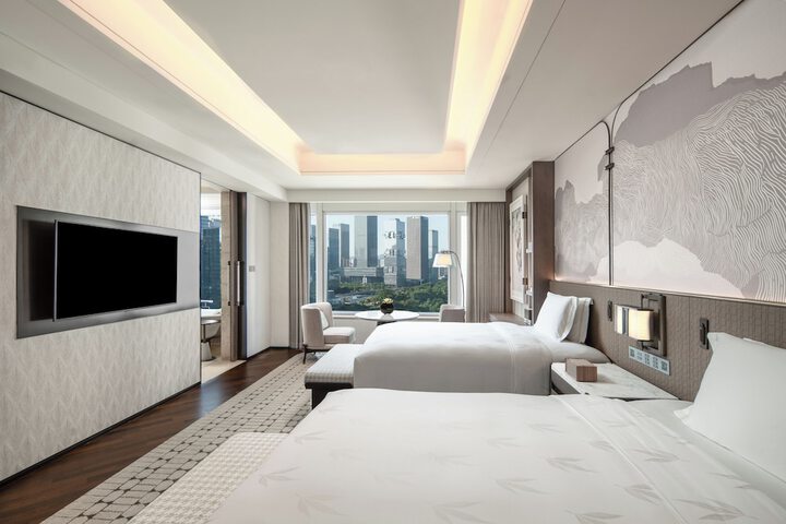 Room 50 of 102
