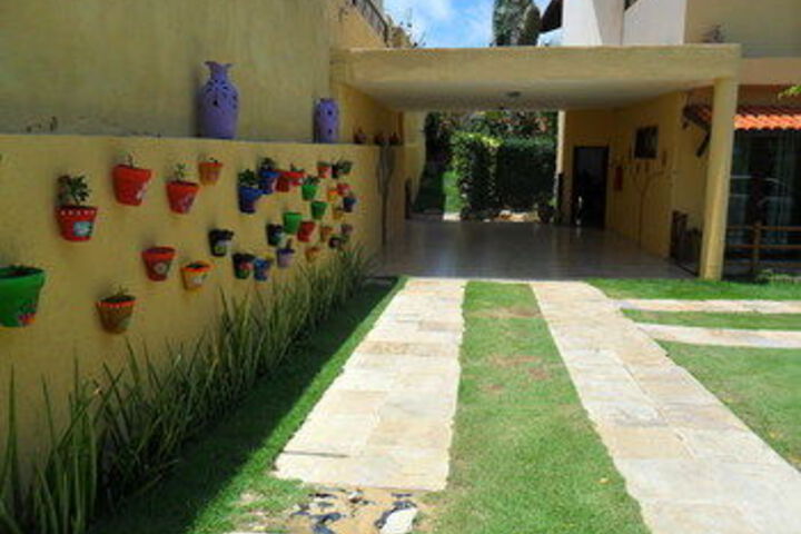 Hotel Exterior 19 of 177