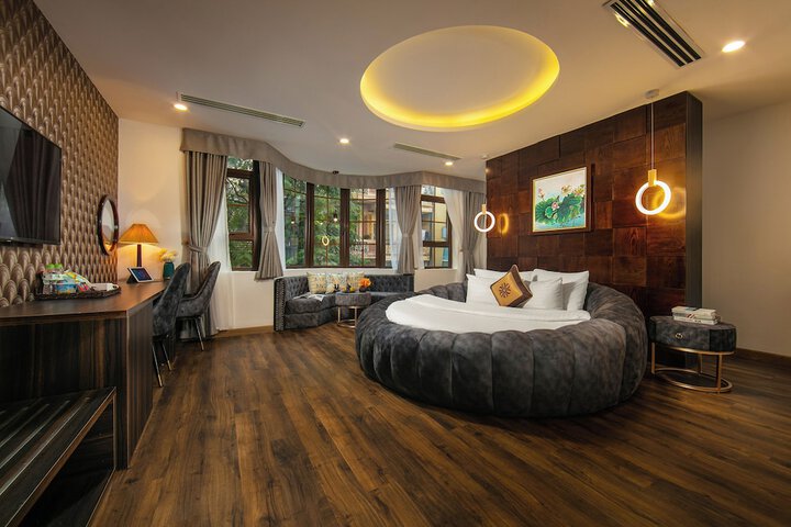 Room 29 of 52