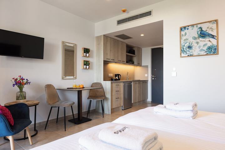 Room 42 of 88