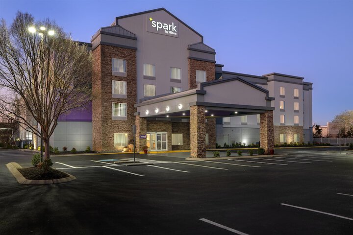 Hotel 70 of 71