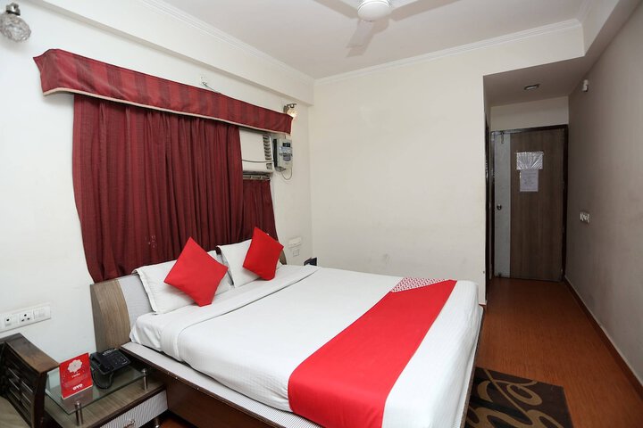 Room 6 of 22