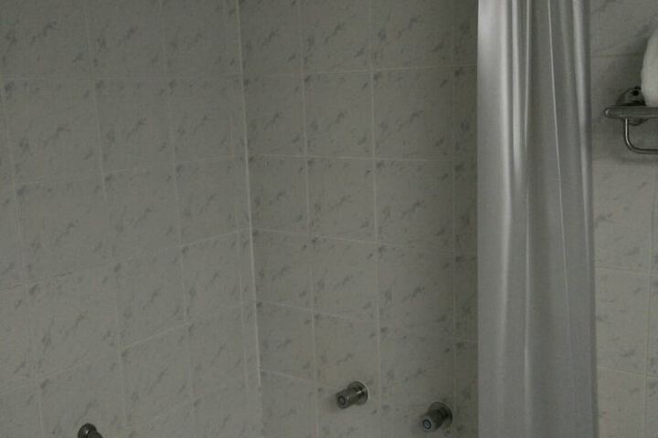 Room 117 of 143