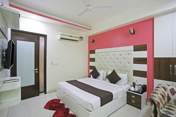 Room 42 of 76