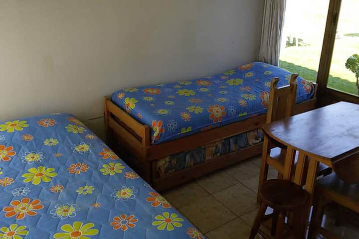 Room 6 of 40
