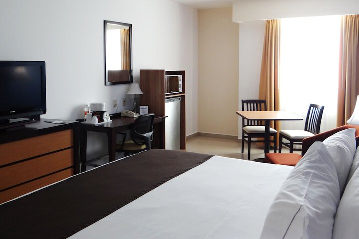 Room 14 of 91