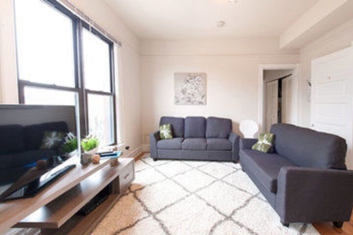 Photo of Charming 3Br in Lake View by Sonder