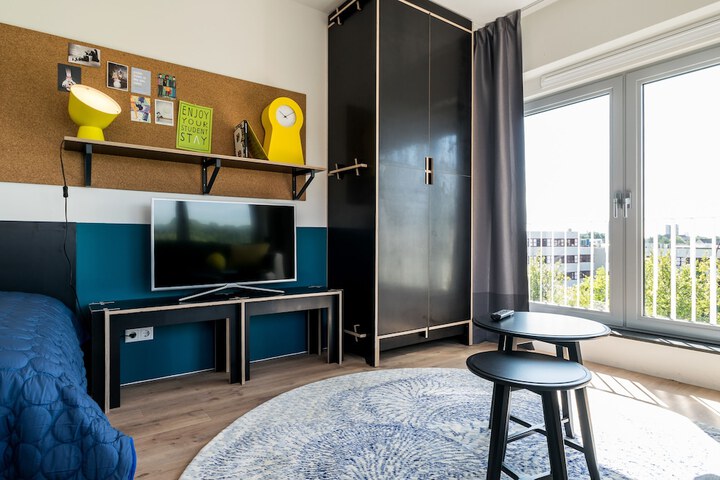 Room 14 of 29