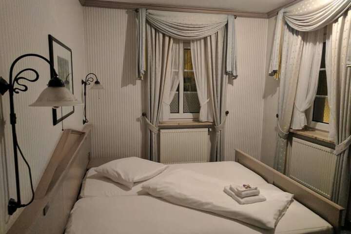 Room 14 of 67