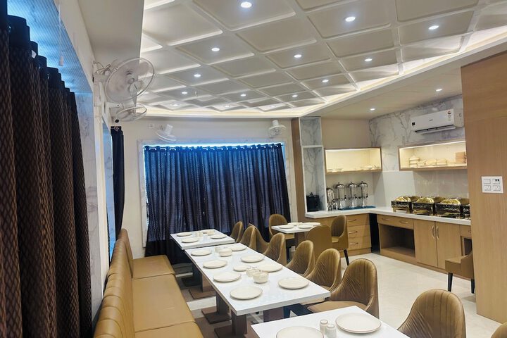 Dining 62 of 74