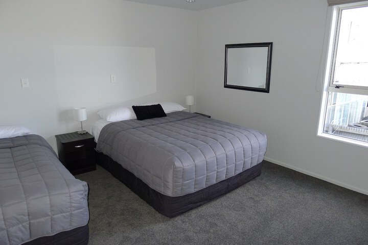 Room 3 of 55