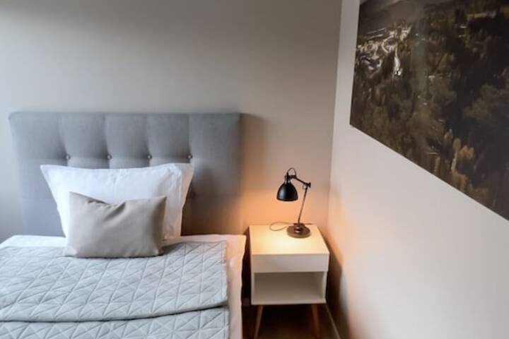 Room 42 of 159