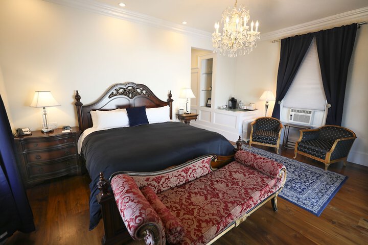 1 King Bed (51 of 65)