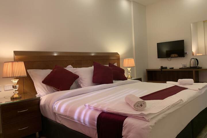 Room 19 of 65