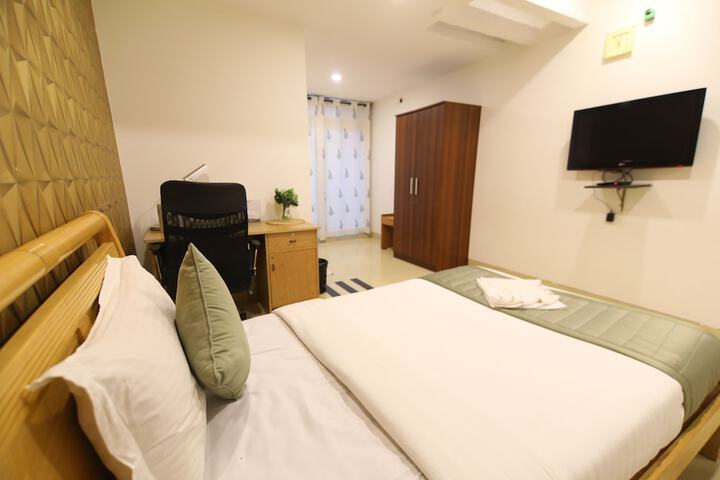 Room 14 of 31