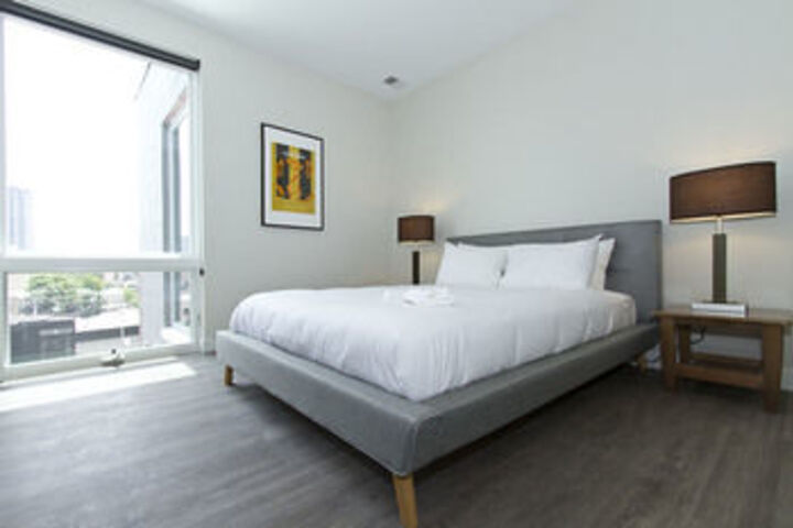 Room 8 of 17