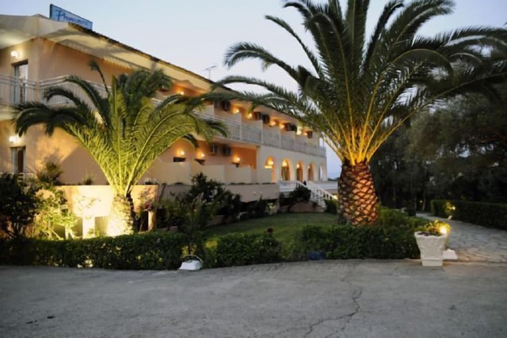 Hotel 44 of 44