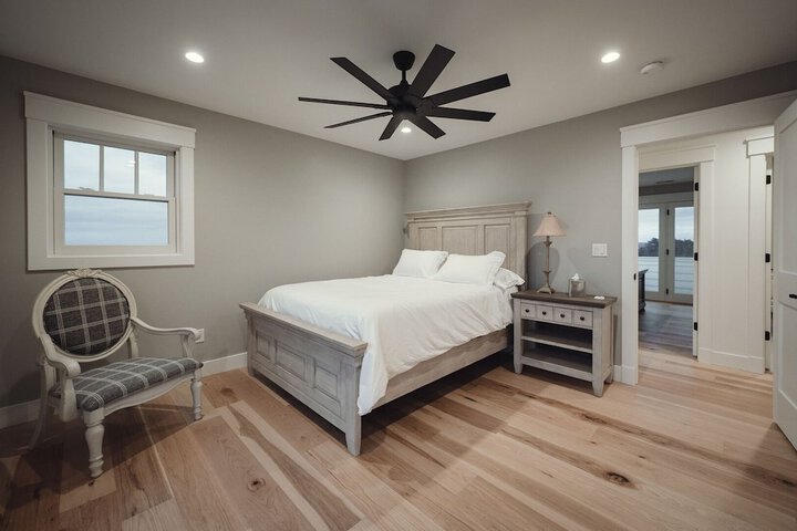 Room 46 of 188