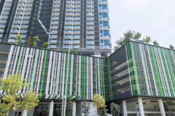 Exterior of Almas Suites Luna Studio 2Pax Puteri Harbour