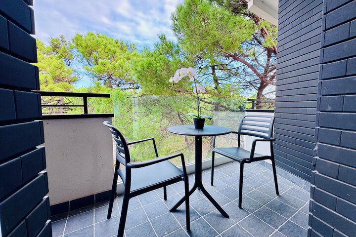 Terrace/Patio 19 of 37