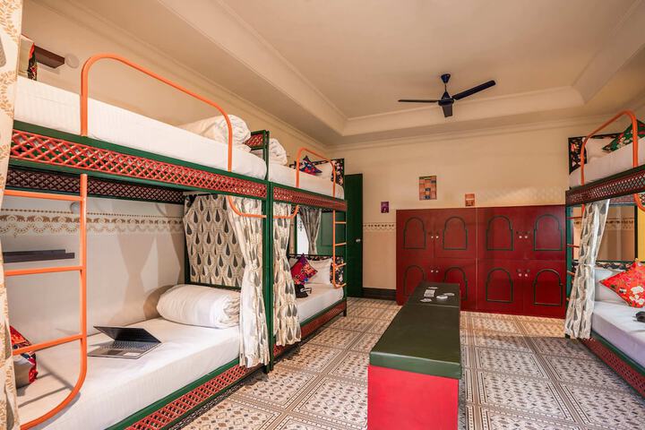 Room 20 of 90