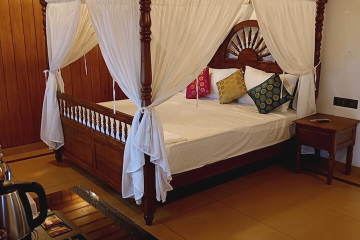 Room 9 of 21