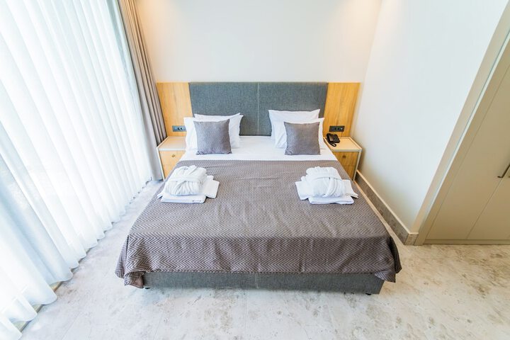 Room 34 of 130