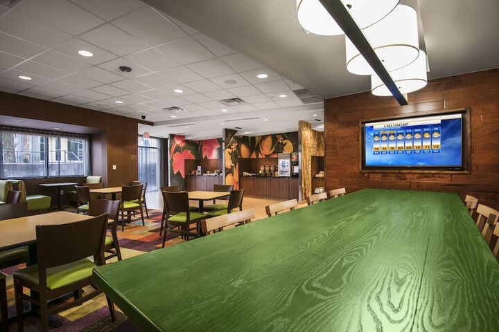 Breakfast area