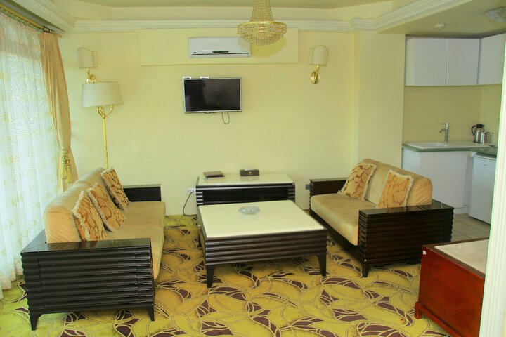 Room 41 of 66