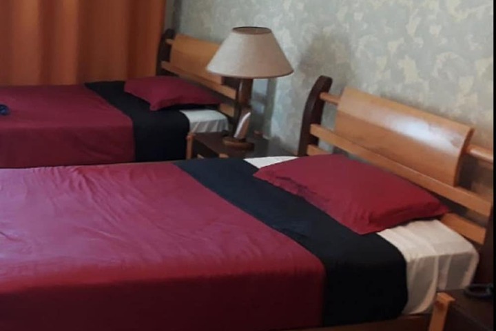 Room 17 of 31
