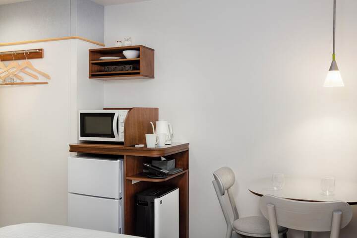 Room 12 of 86