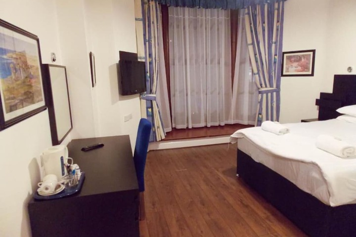 Room 38 of 52
