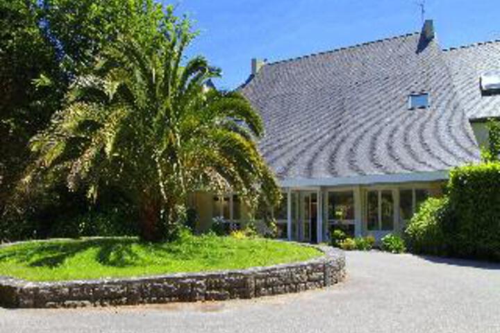 Brit Hotel Du Bois De Nevet
