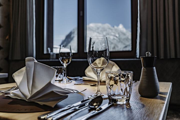 Dining 71 of 84