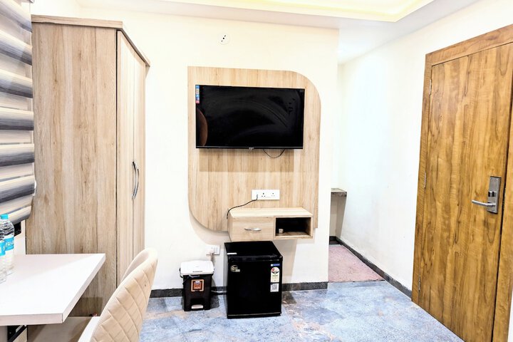 Room 16 of 46