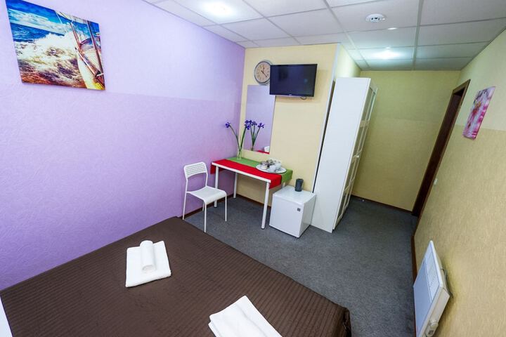 Room 8 of 63