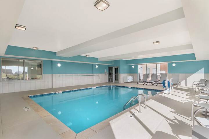 Pools & Facilities