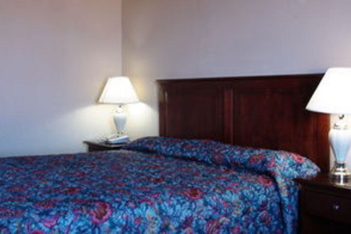 Room 16 of 50