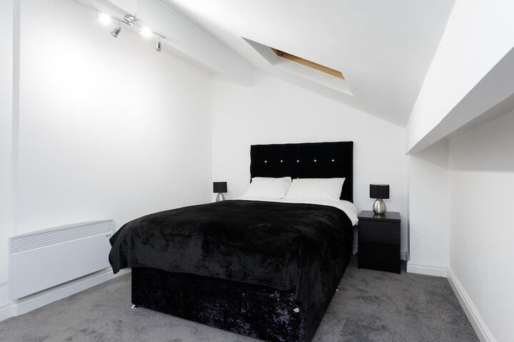 Live in Leeds Grange Apartments Image 3
