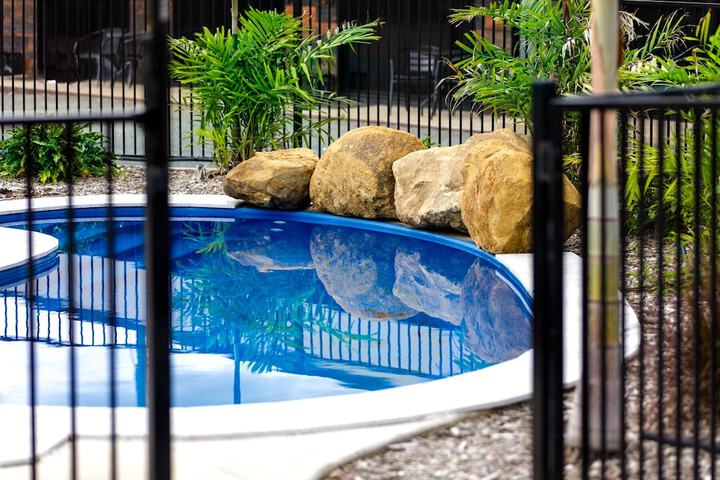 Pool 14 of 29