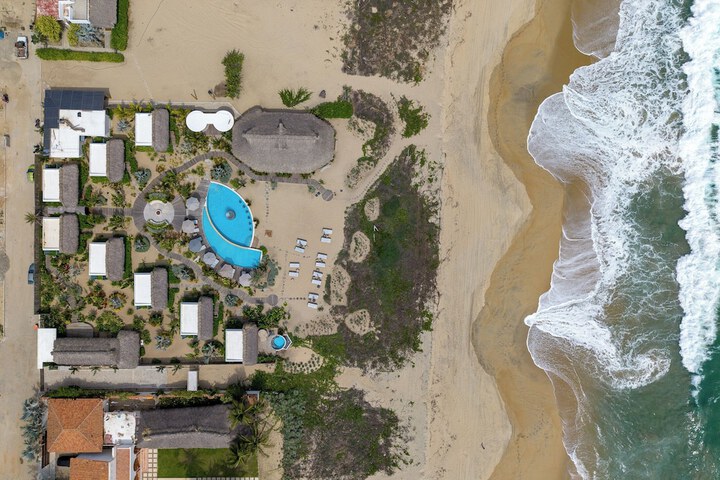 Pool 37 of 72