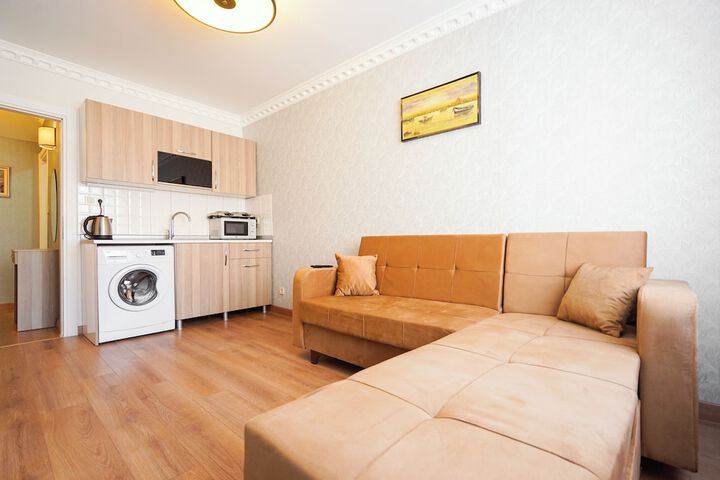 Room 15 of 25