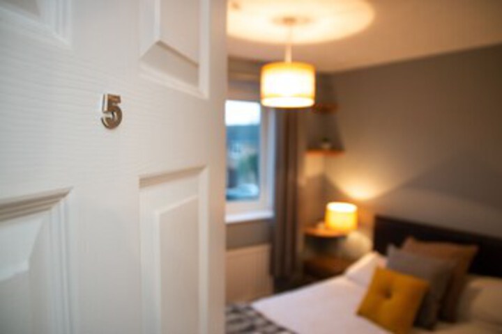 Room 25 of 57