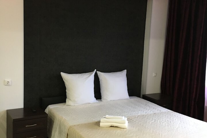 Room 43 of 68