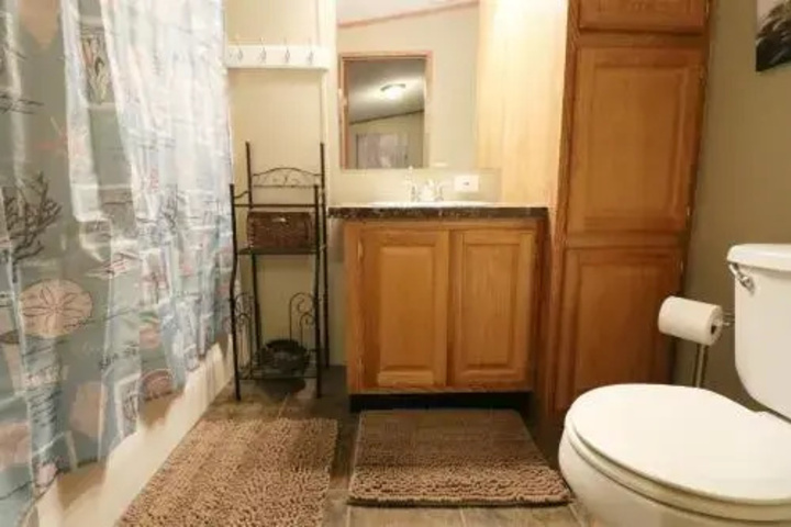 Room 7 of 8