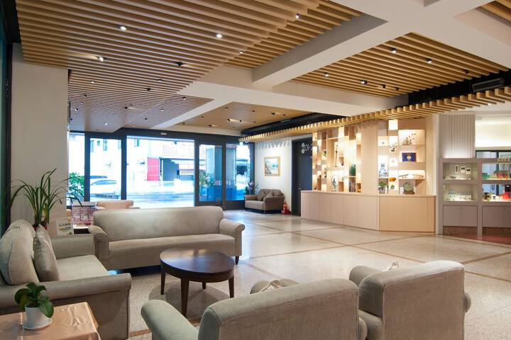 Lobby Entry