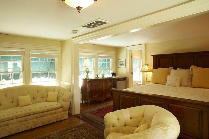 Hotel Interior 11 of 30