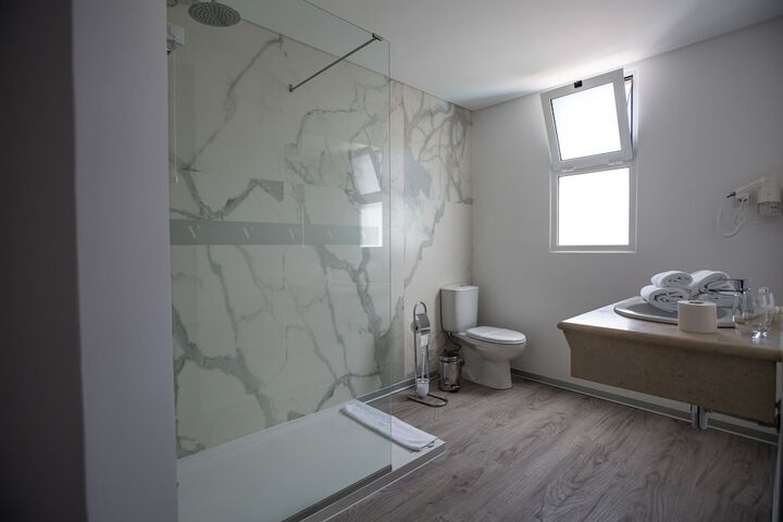 Clean Restrooms