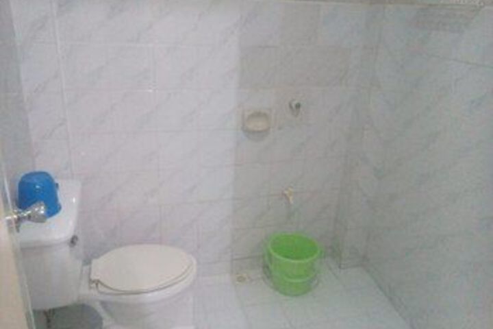 Room 5 of 37