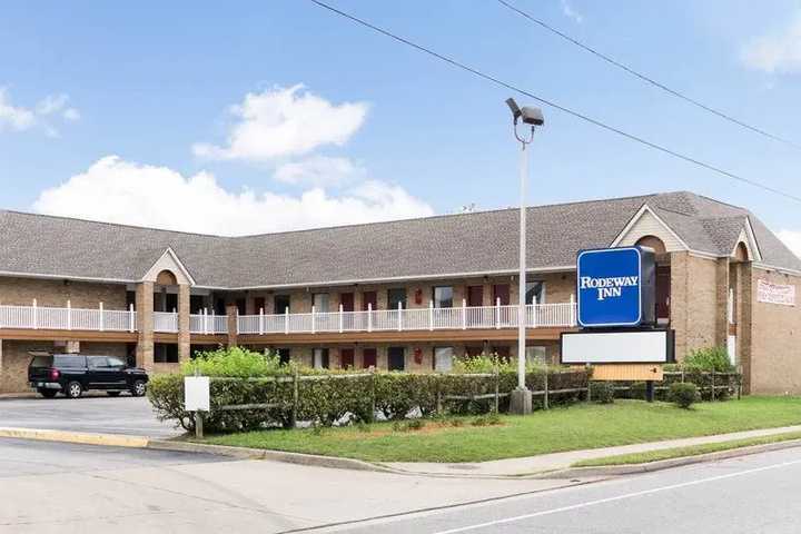 Photo of Rodeway Inn near Naval Hospital